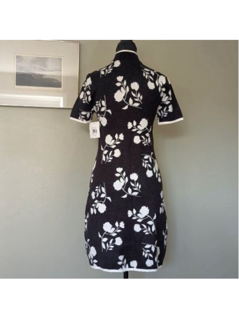 Ellen Tracy NWT Black Floral Short Sleeve Mini Sweater Dress Sz XS - Picture 6 of 14
